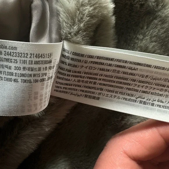 Lot of 2 Abercrombie & Fitch Ultra Collection Girl's 13/14 Puffer Parka Jackets - Picture 11 of 12